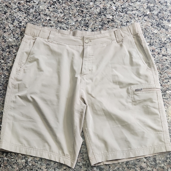 ZeroXposur Other - Men's Tan Shorts